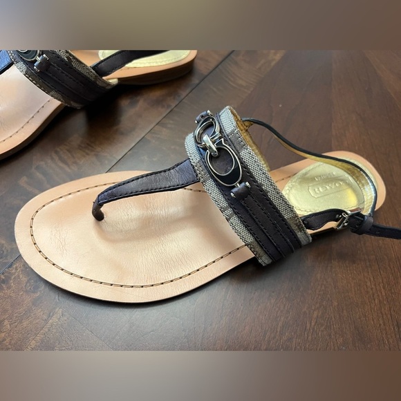 Coach Sammy Signature Canvas Sandals - Picture 3 of 6